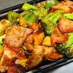Best 杂菜叉烧 Roast Pork with Mixed Vegetables in Winterville, NC