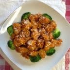 Best C11. 芝麻鸡 Sesame Chicken (Combo Plate) in Winterville, NC